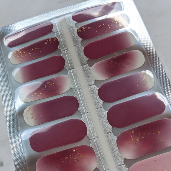 5 for 15 Nail Wrap - Stolen Kiss - Picture 3 of 7